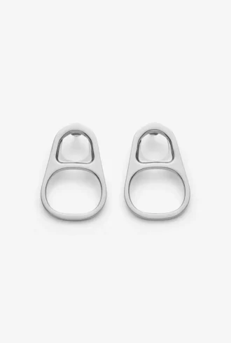Boucles d&rsquo;oreilles en forme d&rsquo;anneaux d&rsquo;ouverture de canette argentés