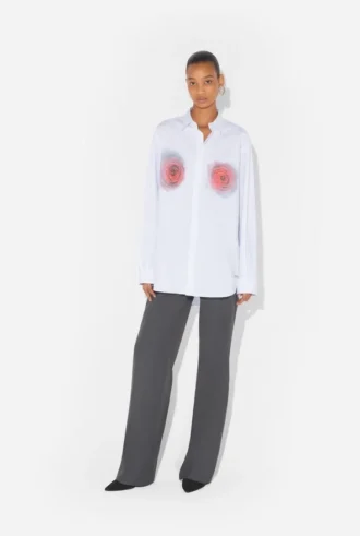 La chemise à imprimé « Red Blurry Roses »