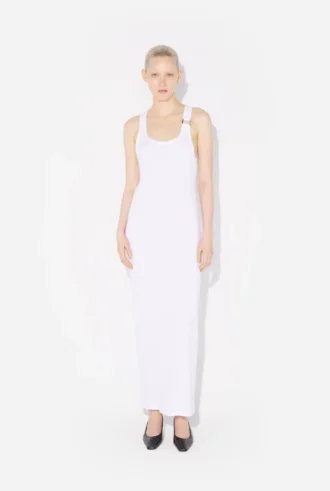 La robe blanche Piercing