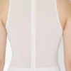 La robe conique blanche