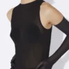 La robe conique noire