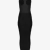 La robe conique noire