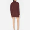 La robe courte bordeaux brodée