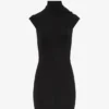 La robe courte conique