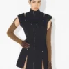 La robe courte en denim fendue
