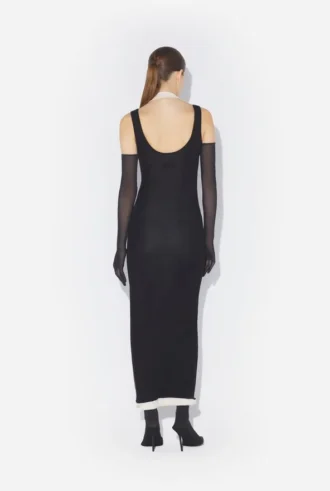 La robe drapée noire double