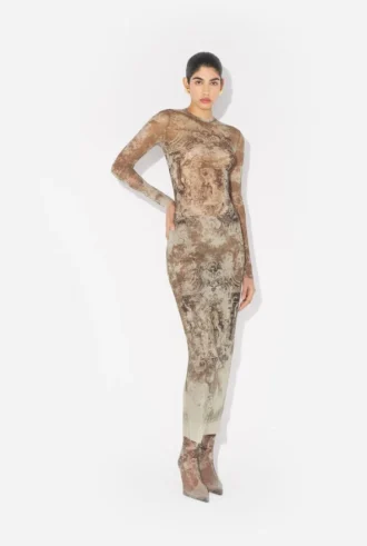 La robe longue beige Madaillon
