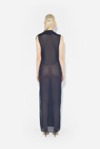 La robe longue brodée bleu marine