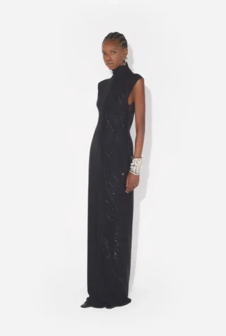La robe longue à paillettes