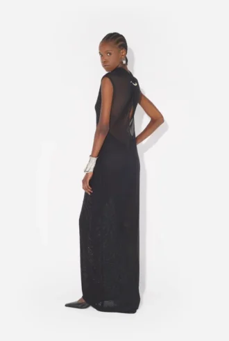 La robe longue à paillettes