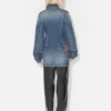 La veste en denim bleu à manches oversize
