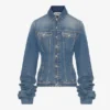 La veste en denim bleu à manches oversize