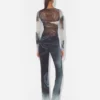 Le haut gris « Blurry Roses »