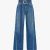 Le jean en denim avec ceinture
