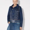 Le manteau en denim à double usage