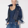 Le manteau en denim à double usage