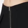 Le pantalon en crêpe Le pantalon en crêpe