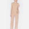 Le pantalon rose à spirales Le pantalon rose à spirales
