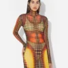 Réédition – la robe longue à pois marron